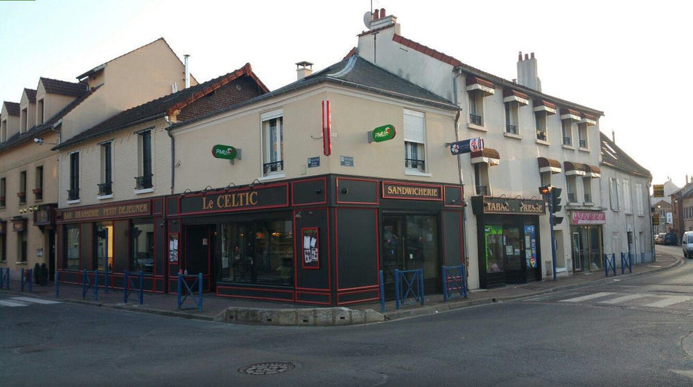 فندق Le Celtic Le Thillay المظهر الخارجي الصورة
